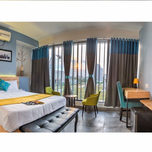 Country Inn & Suites by Radisson, Bengaluru Hebbal Road ₹ 3,962. Bengaluru  Hotel Deals & Reviews - KAYAK